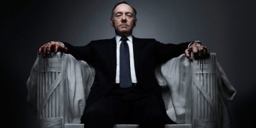 Kevin Spacey usa a su personaje de ‘House of Cards’ para defenderse de las acusaciones de abuso sexual