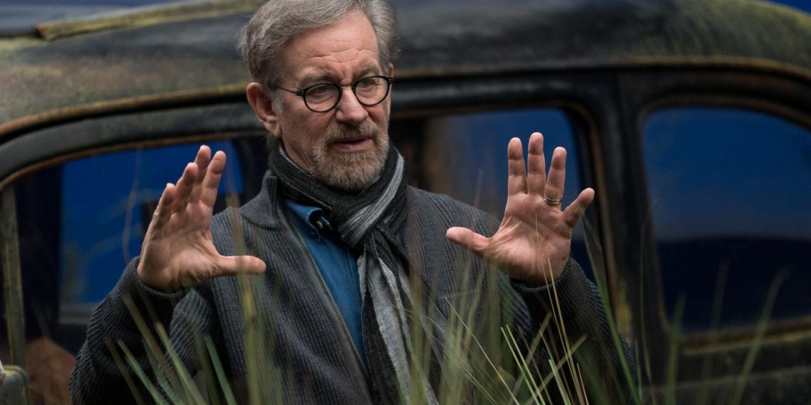 Spielberg tiene en mente una serie de terror que sólo podrás ver de noche
