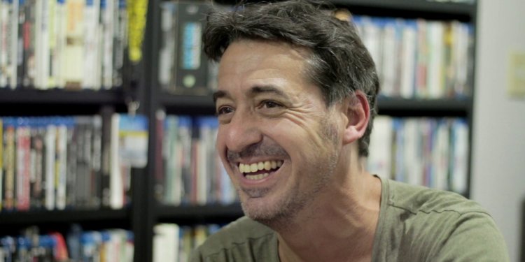 Juan Villegas: “Para ser un buen director hay que tener el coraje de ser sincero”