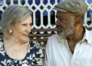 ‘Candelaria’: Reinventar el amor en la tercera edad