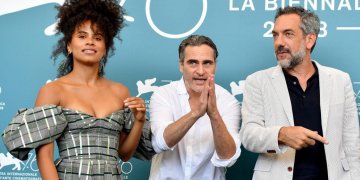 El Joker de Joaquin Phoenix revoluciona Venecia