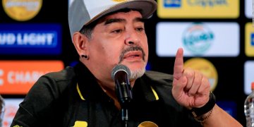 Se estrenó “Maradona en Sinaloa” en Netflix