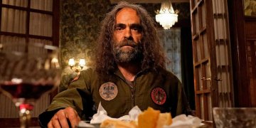 “Ventajas de Viajar en Tren”, el retrato cómico de una sociedad desequilibrada