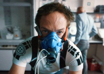 ICARUS: El costo de la gloria