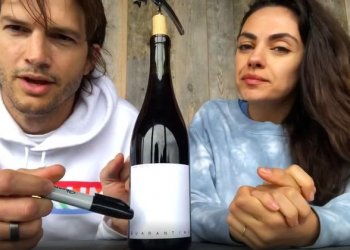 Ashton Kutcher y Mila Kunis lanzan un vino para recaudar fondos contra el coronavirus