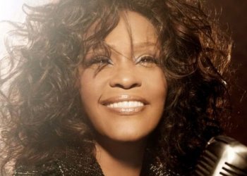 “I Wanna Dance With Somebody”, la vida de Whitney Houston llega al cine