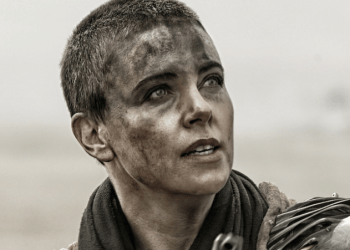 Charlize Theron celebra el quinto aniversario de “Mad Max: Furia en la carretera” con fotos inéditas del set