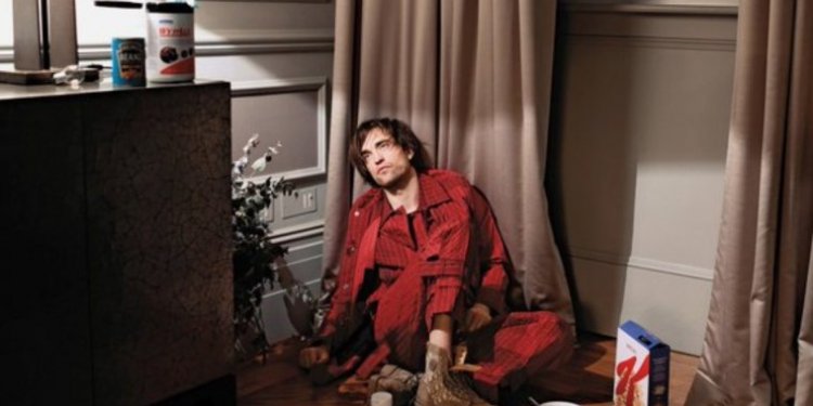 Así recibe Robert Pattinson sus 34 años