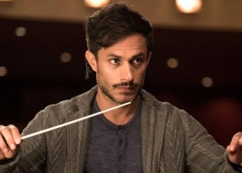 Gael García Bernal se une a la nueva película de M. Night Shyamalan