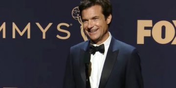 Emmys 2020: Premiaron por error a Jason Bateman
