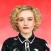 Julia Garner sería la protagonista de la biopic de Madonna