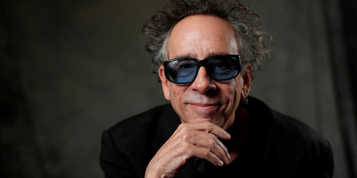 Tim Burton está en negociaciones para dirigir la nueva serie de  “Los Locos Adams”