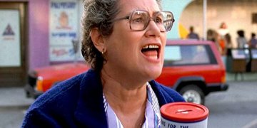 Falleció Elsa Raven, actriz de ‘Volver al Futuro’, ‘Titanic’ y más