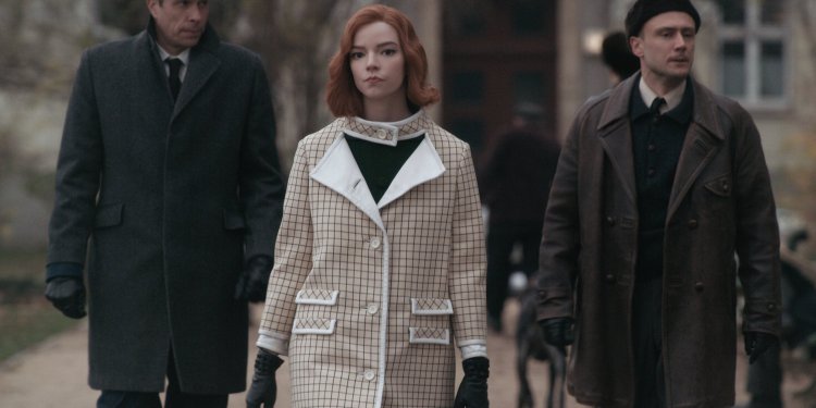 Mirá la exposición virtual del vestuario de Gambito de Dama