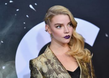 Anya Taylor-Joy abrió el Saturday Night Live hablando en español