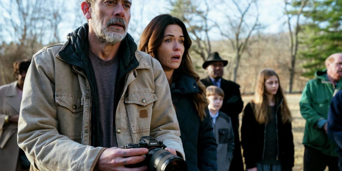 “Sam Raimi me guió con los efectos visuales y el maquillaje, porque como guionista no tenía idea”