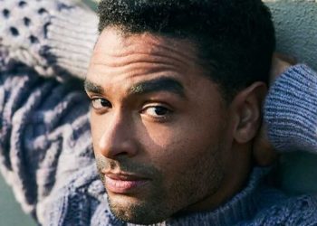 Rompió el silencio: Regé-Jean Page habló sobre su salida de Bridgerton