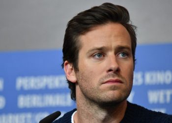 Armie Hammer habría ingresado a una clínica de rehabilitación