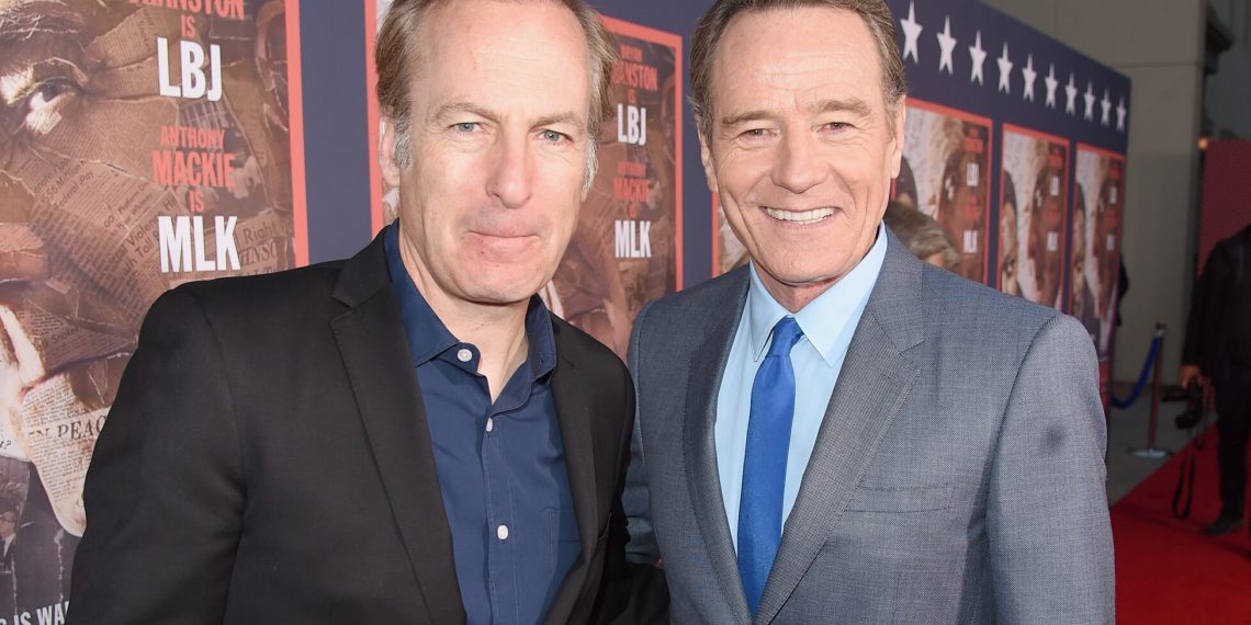 El sentido mensaje de Bryan Cranston por el estado de salud de Bob Odenkirk