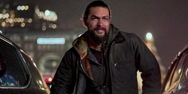 Jason Momoa le regaló su tridente a fanático con cáncer cerebral