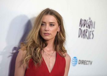 ¿Lo sabías?: Amber Heard reveló que tiene una hija y mostró una foto