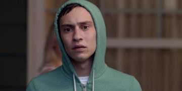 El otro talento del actor de Atypical que siempre sorprende a todos