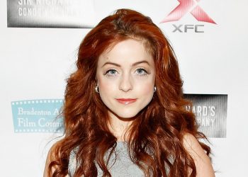 Entrevista a Castille Landon por After, almas perdidas