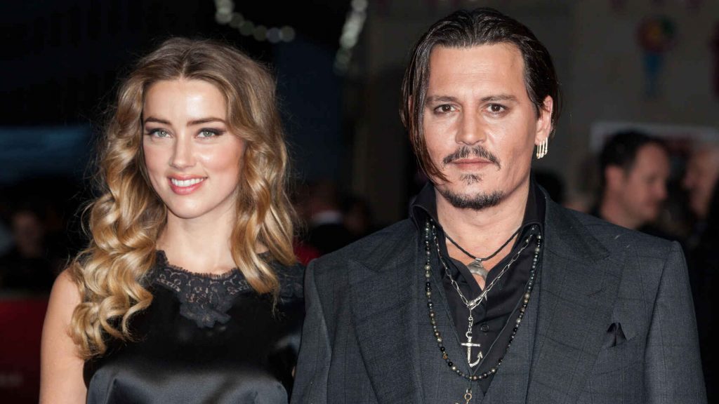 El momento tenso que vivieron Amber Heard y Johnny Depp durante el juicio
