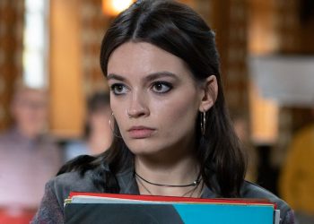 ¿Emma Mackey abandona Sex Education?