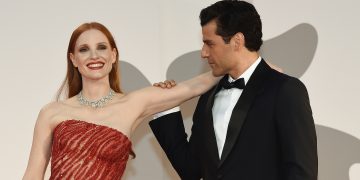 El gracioso posteo de Jessica Chastain por el abrazo de Oscar Isaac