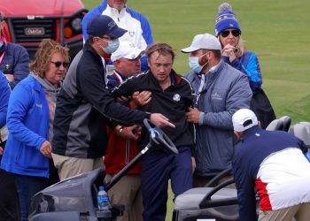 Tom Felton se desmayó jugando al golf en Estados Unidos
