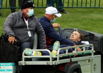 Tom Felton se descompensó jugando al golf en Estados Unidos