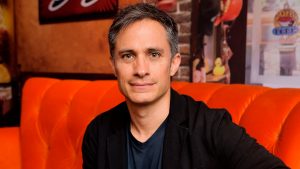 Gael García Bernal le ganó un juicio millonario a Johnnie Walker