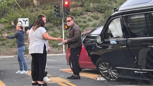 ¡Como Terminator! Arnold Schwarzenegger protagonizó un accidente en Los Ángeles