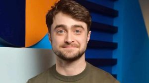 ¿Es él? Mira la transformación de Daniel Radcliffe para la biopic de “Weird Al” Yankovic