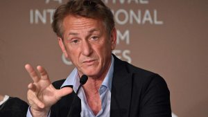 ¿Lo viste? Sean Penn, luce irreconocible en el tráiler de Gaslit