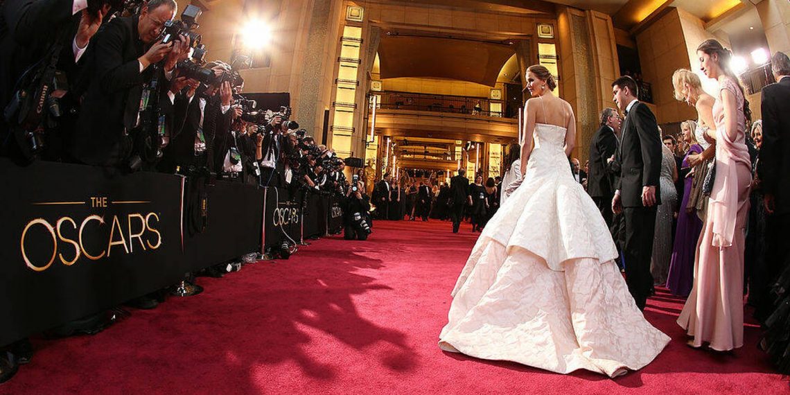 Mira los looks de la alfombra roja de los Oscars