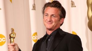 Sean Penn contra los Oscars: "Fundiré mis estatuillas"