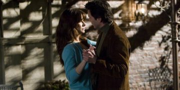 El argentino que dirigió a Sandra Bullock y Keanu Reeves y brilla en HBO MAX