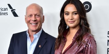 Tras su retiro, reapareció Bruce Willis