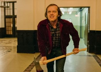 Subastarán el hacha que Jack Nicholson utilizó en “El resplandor”