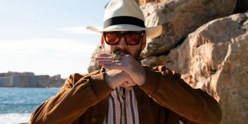 Crítica de ‘El Peso Del Talento’ (2022): El Meme, el Actor y el Metalenguaje