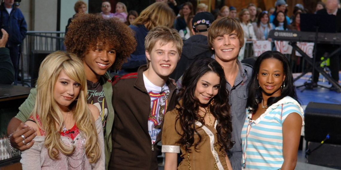 Zac Efron está interesado en una nueva parte para High School Musical