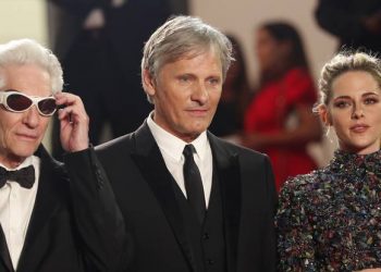 Cannes 2022: Estuvimos con Kristen Stewart, Viggo Mortensen y David Cronenberg por el estreno de Crimes of future
