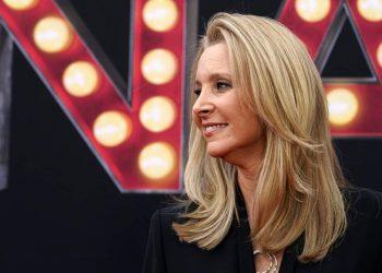 La furia de Lisa Kudrow por la reacción de su hijo al ver Friends por primera vez