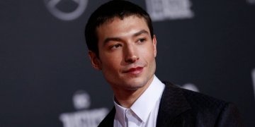 Tras varias polémicas, habló Ezra Miller 