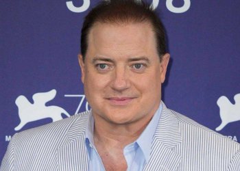 Una actriz dice que se parece a Brendan Fraser