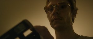 Dahmer: Las películas que el asesino les hacía mirar a sus víctimas