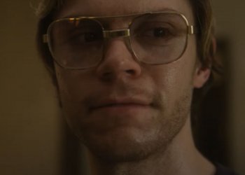 El perturbador tráiler de “Monster The Jeffrey Dahmer Story” con Evan Peters