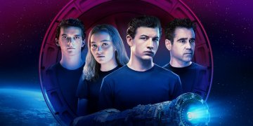 Crítica de Voyagers: un viaje al exterior de nuestro planeta y al interior de nuestra consciencia